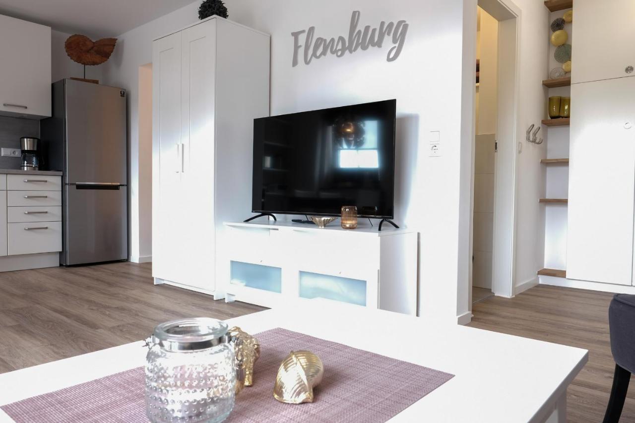 Fewo1846 Strandresidenz Wassersleben - Muschelnest - Stilvolles Studioapartment Mit Balkon هاريسلي المظهر الخارجي الصورة