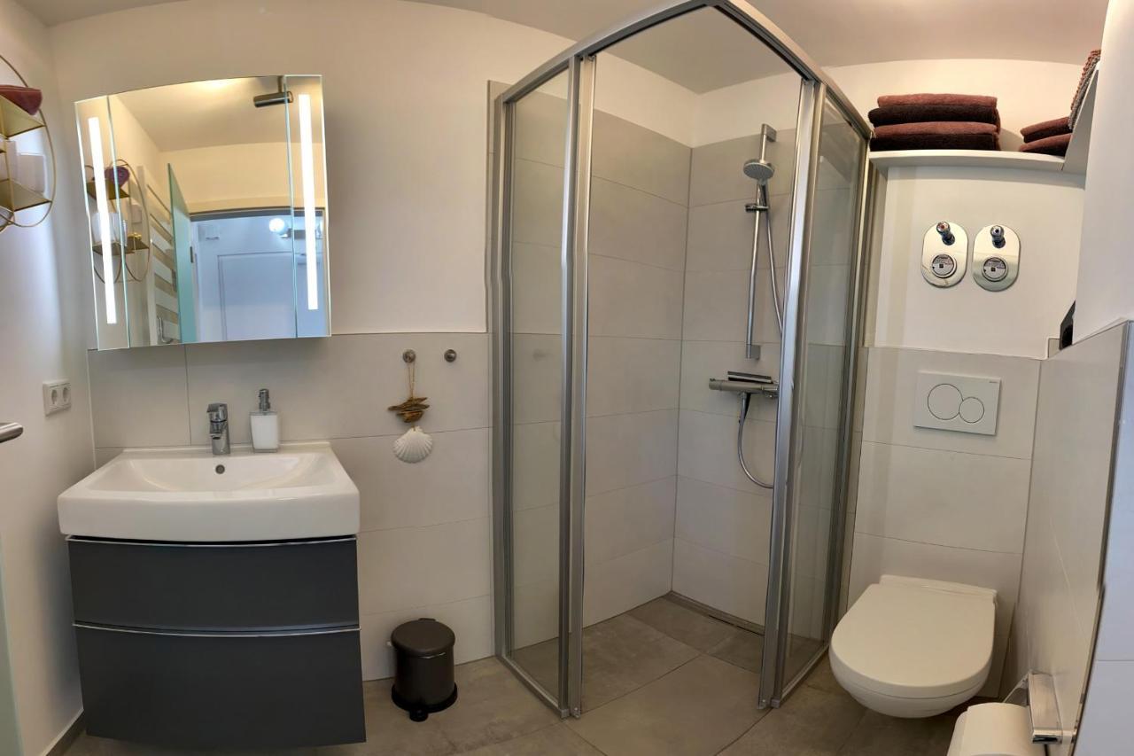 Fewo1846 Strandresidenz Wassersleben - Muschelnest - Stilvolles Studioapartment Mit Balkon هاريسلي المظهر الخارجي الصورة